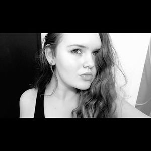 Meet your Posher, Haeley